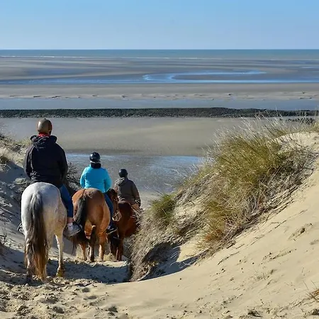 公寓 A Deux Pas De La *